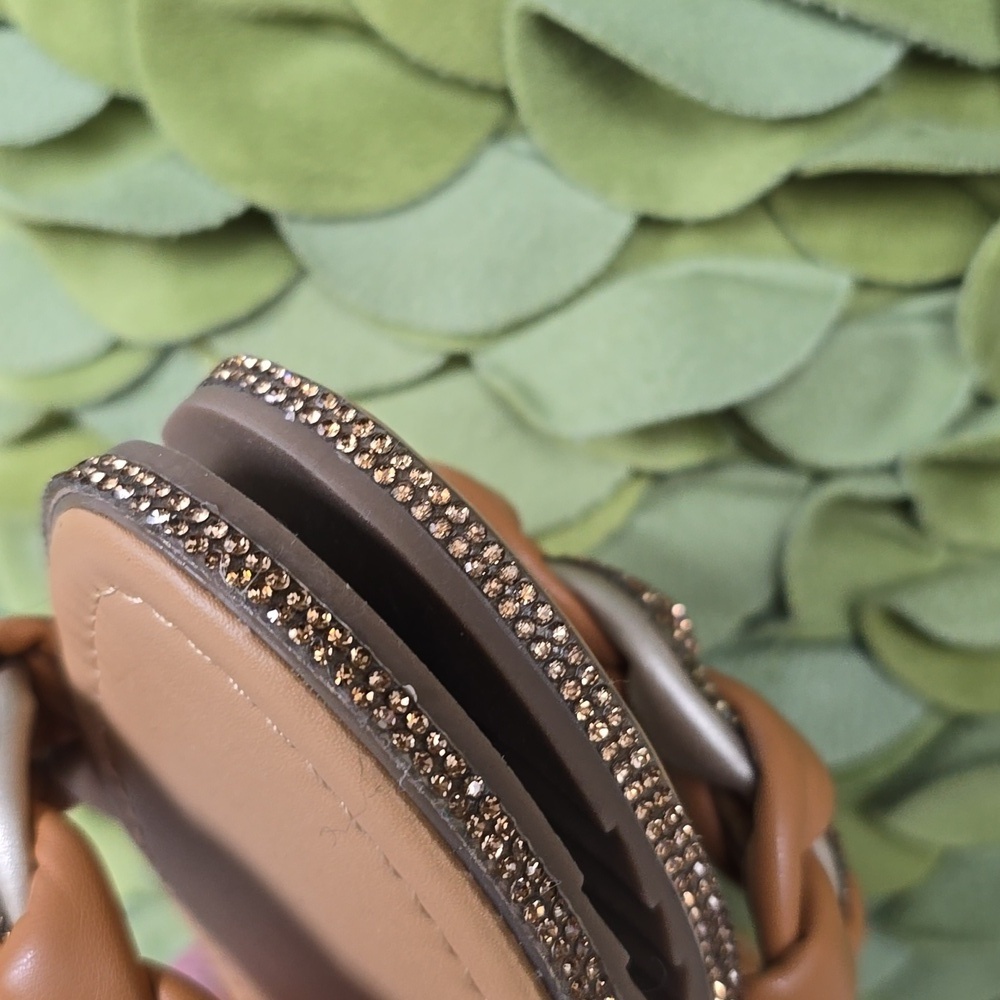 Via Rosa Caramel Elegant Tan Sandals with Gold Accents - Picture 2 of 10